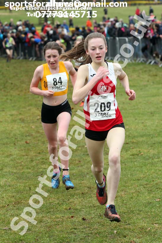 Girls under-15s Northern Cross Country Champs., Camp Hill Estate, Kirklington.  Photo: David T. Hewitson/Sports for All Pics